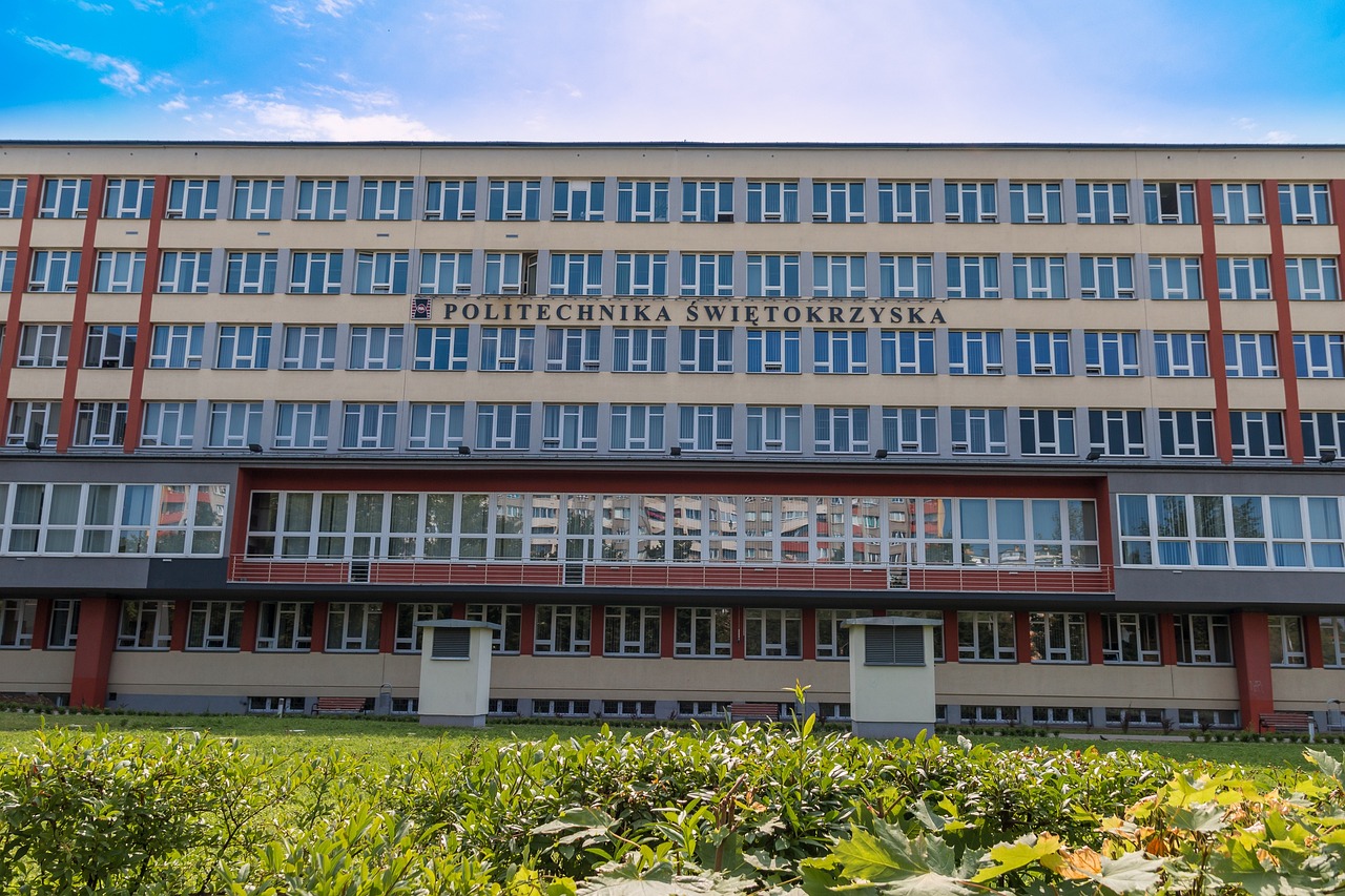 揭秘958大学最新名单，精英教育的卓越力量展示