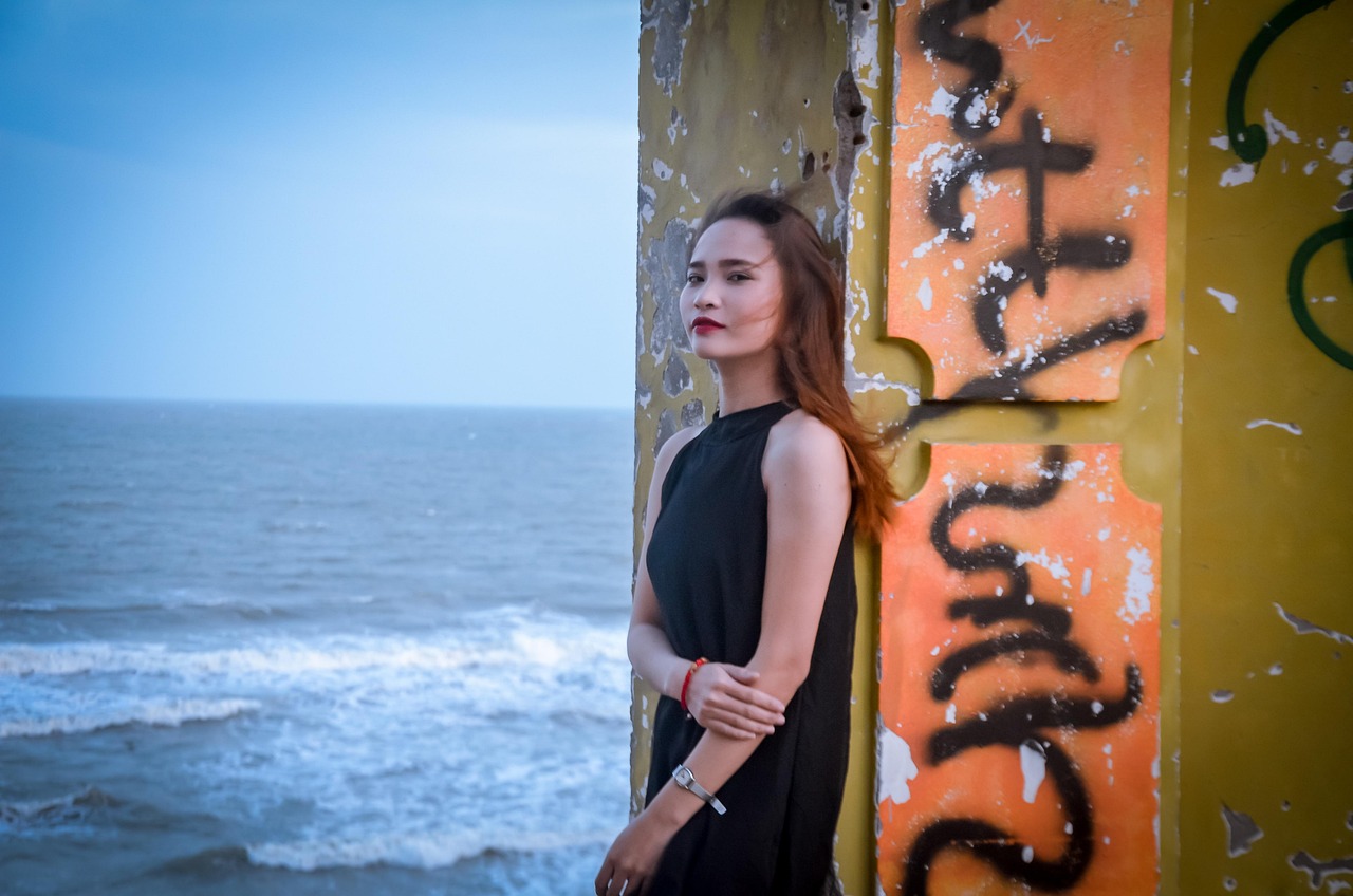 热线女孩，展望未来的女性成长之旅