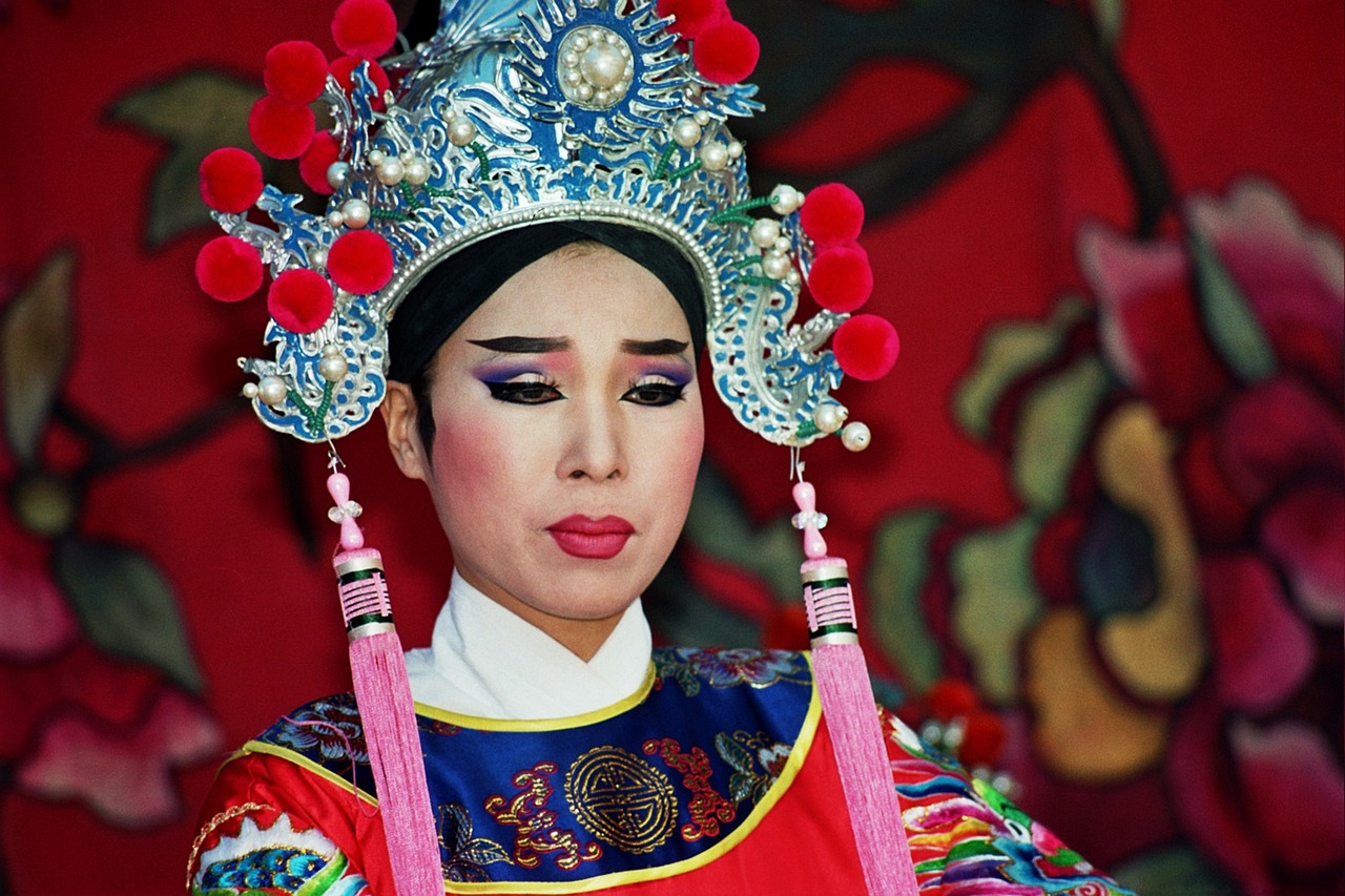 台湾女演员张，闪耀荧屏的四月之星