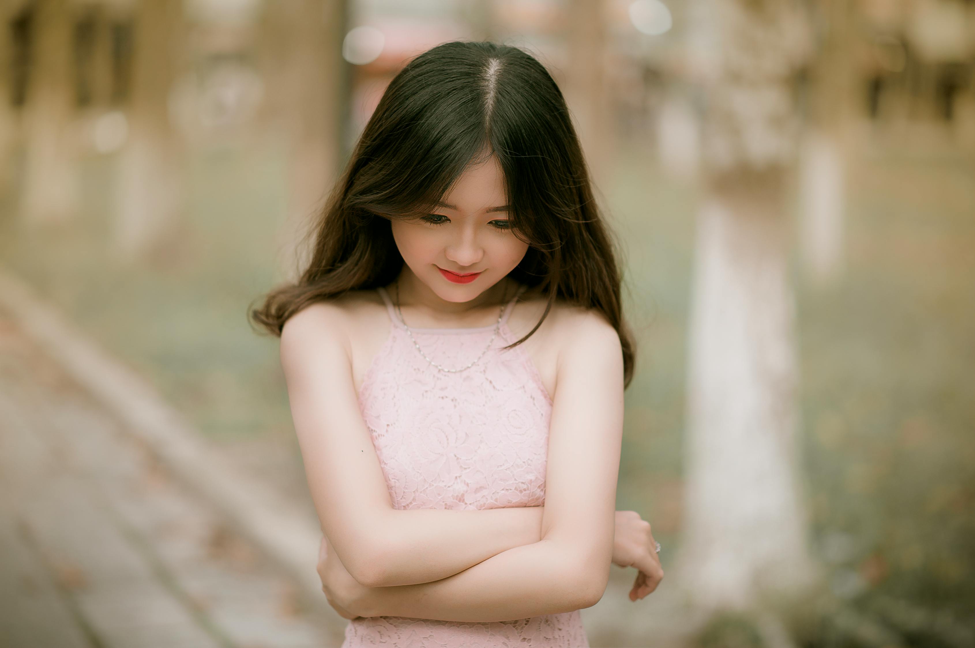 五月动漫少女可爱瞬间，萌动的瞬间之美